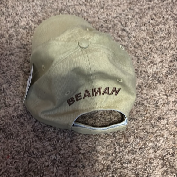 NWT Jeep Khaki Baseball Cap with Velcro adjustable able strap - Picture 2 of 4